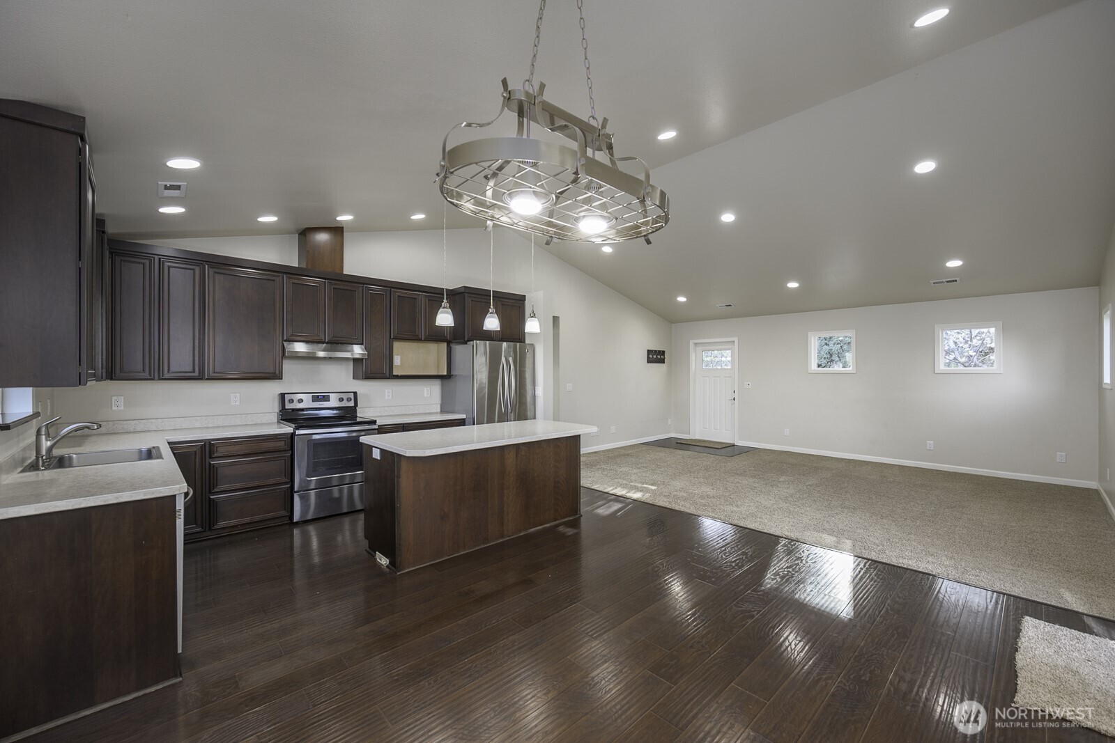 2143 NE Valley Road Moses Lake WA 98837