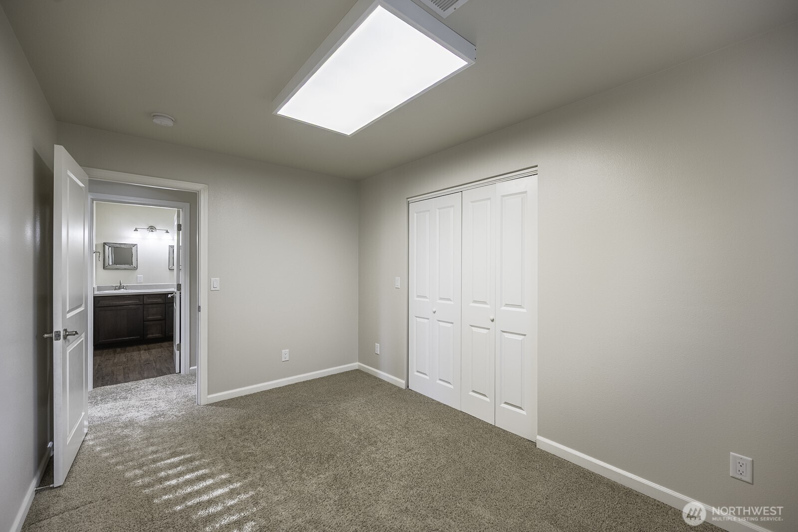 2143 NE Valley Road Moses Lake WA 98837