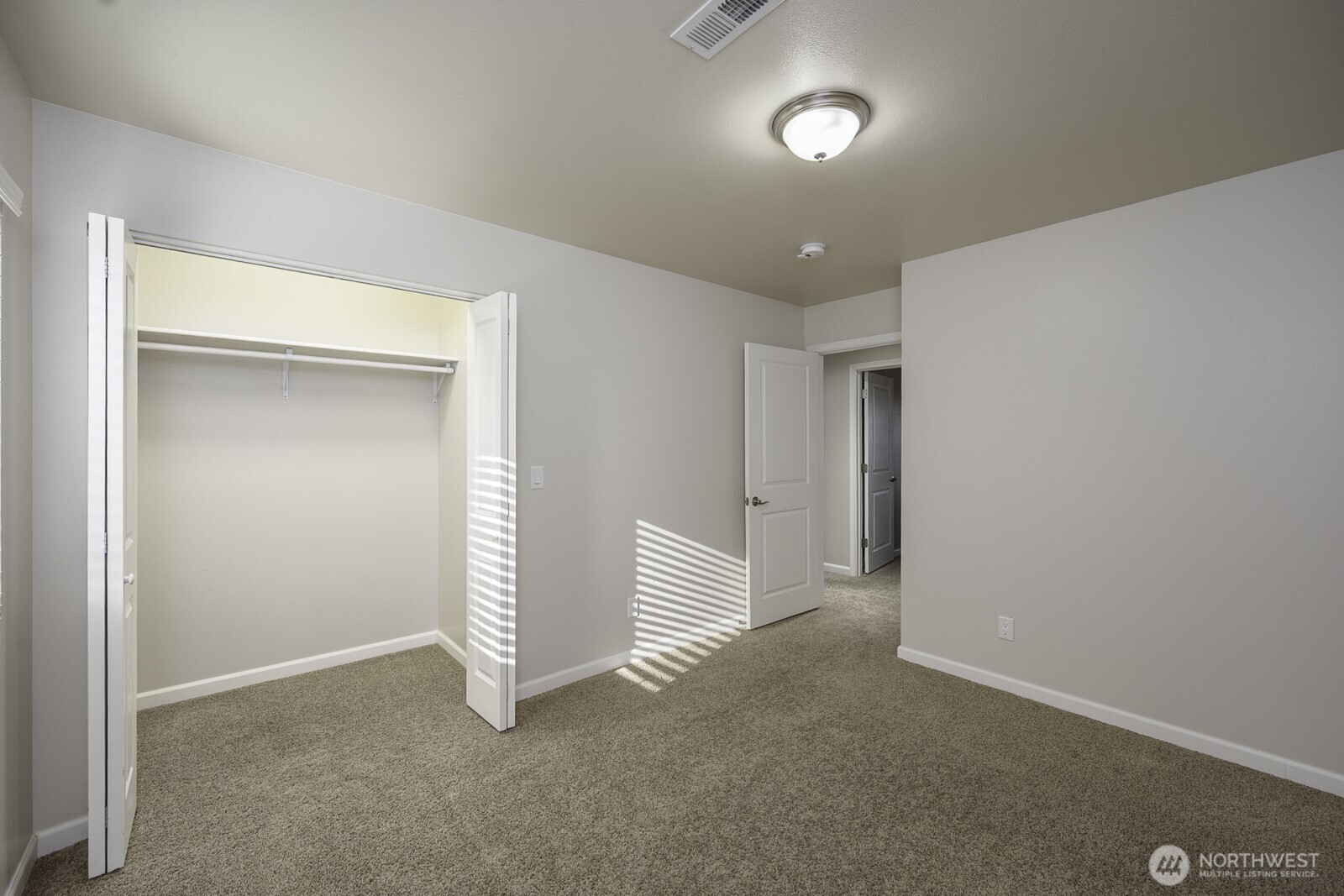 2143 NE Valley Road Moses Lake WA 98837