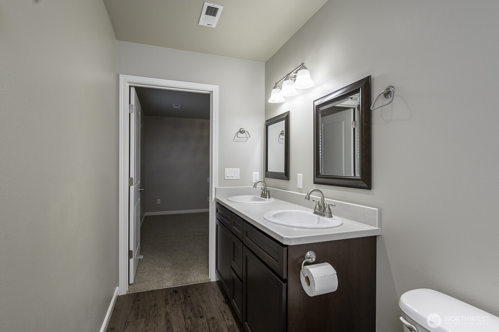 2143 NE Valley Road Moses Lake WA 98837