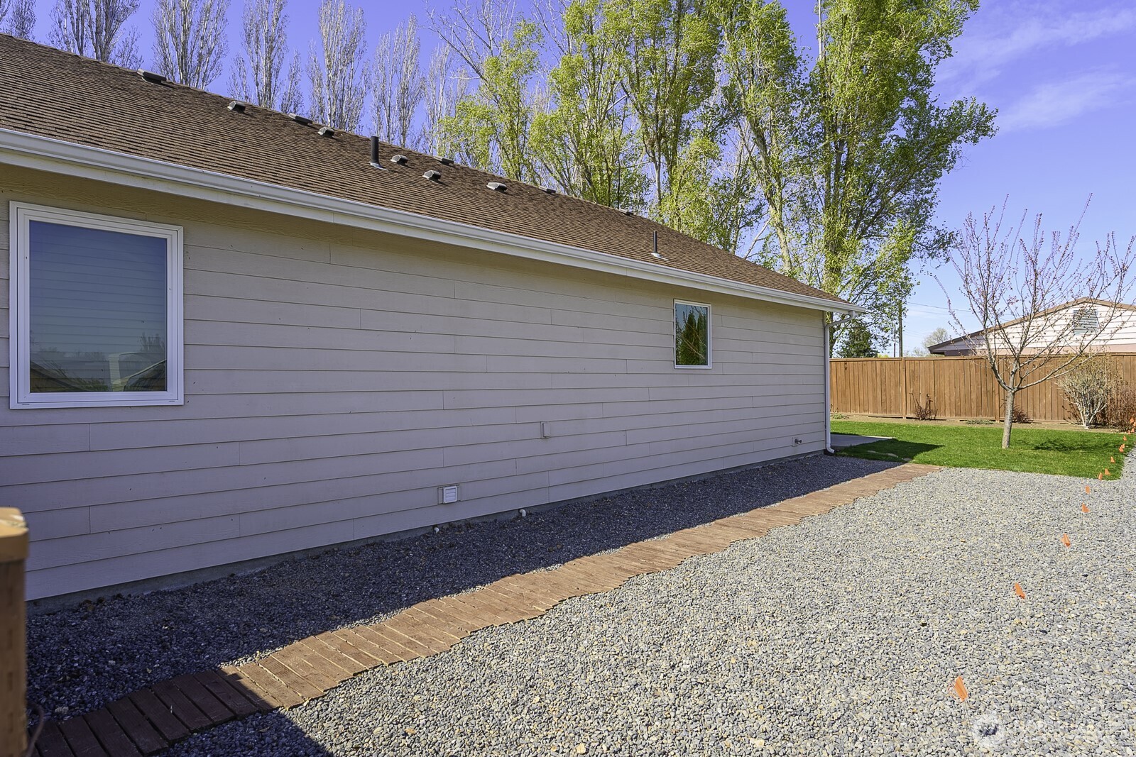 2143 NE Valley Road Moses Lake WA 98837