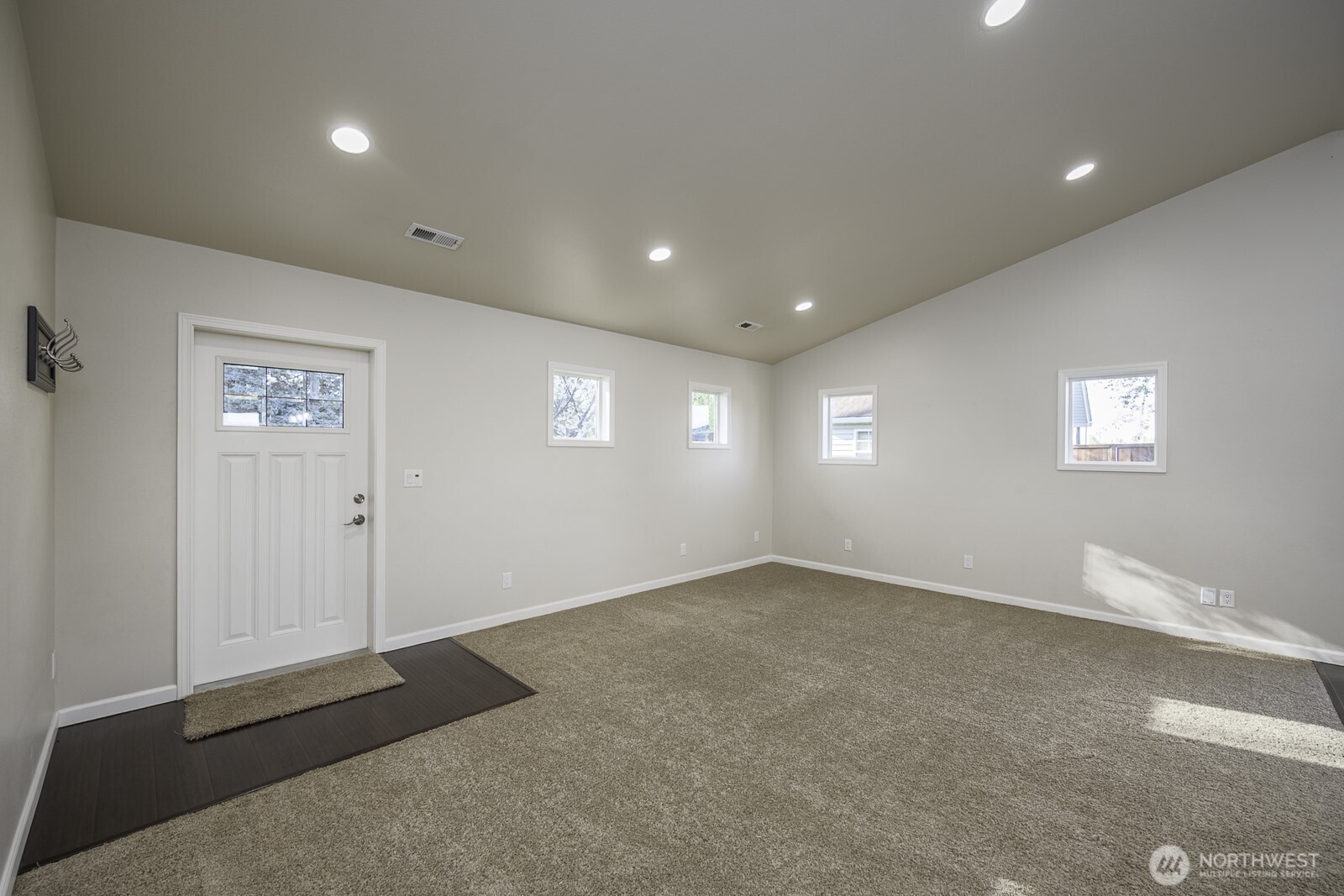 2143 NE Valley Road Moses Lake WA 98837