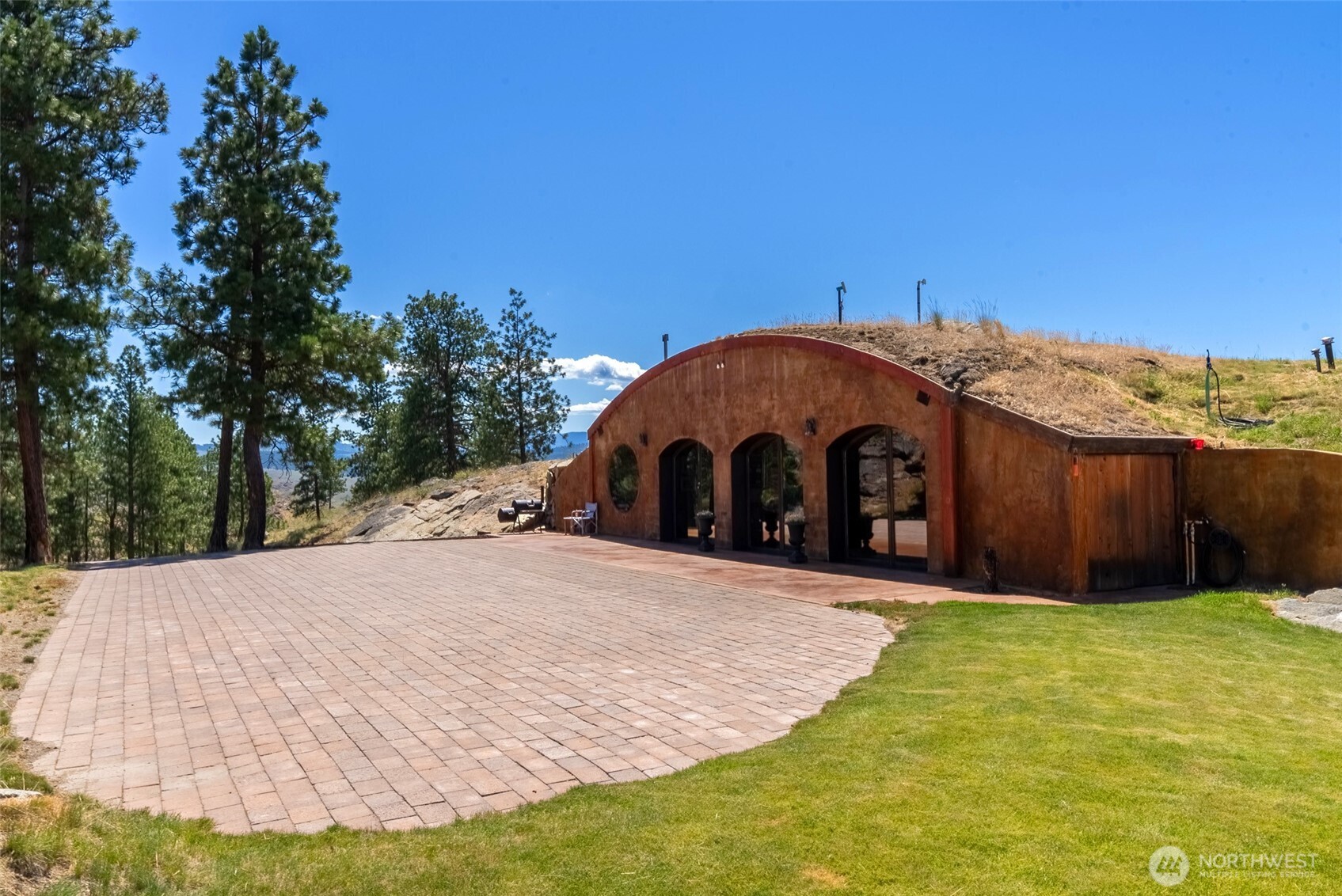 121 Point Drive Oroville WA 98844