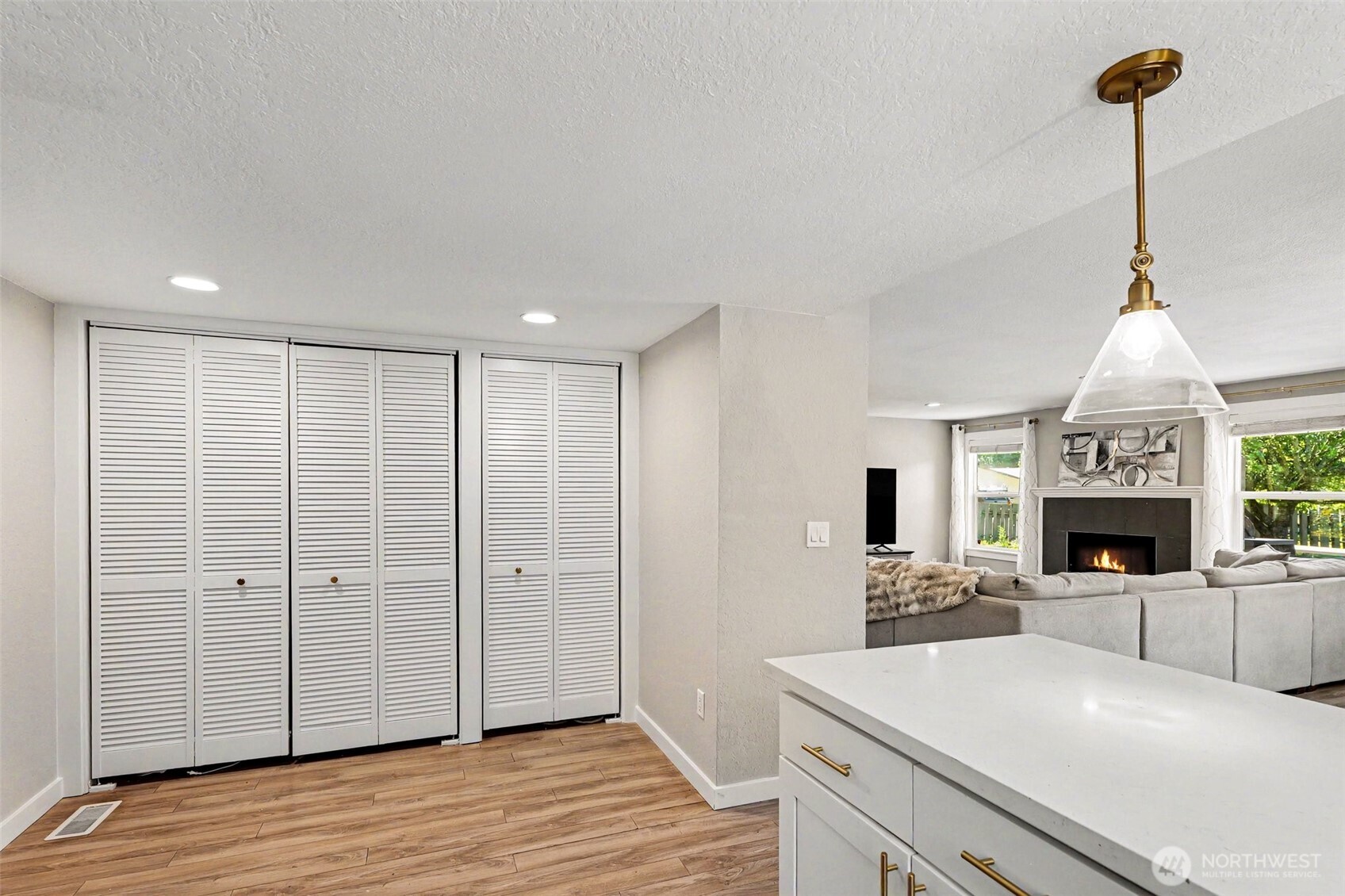 28605 30th Avenue S Federal Way WA 98003