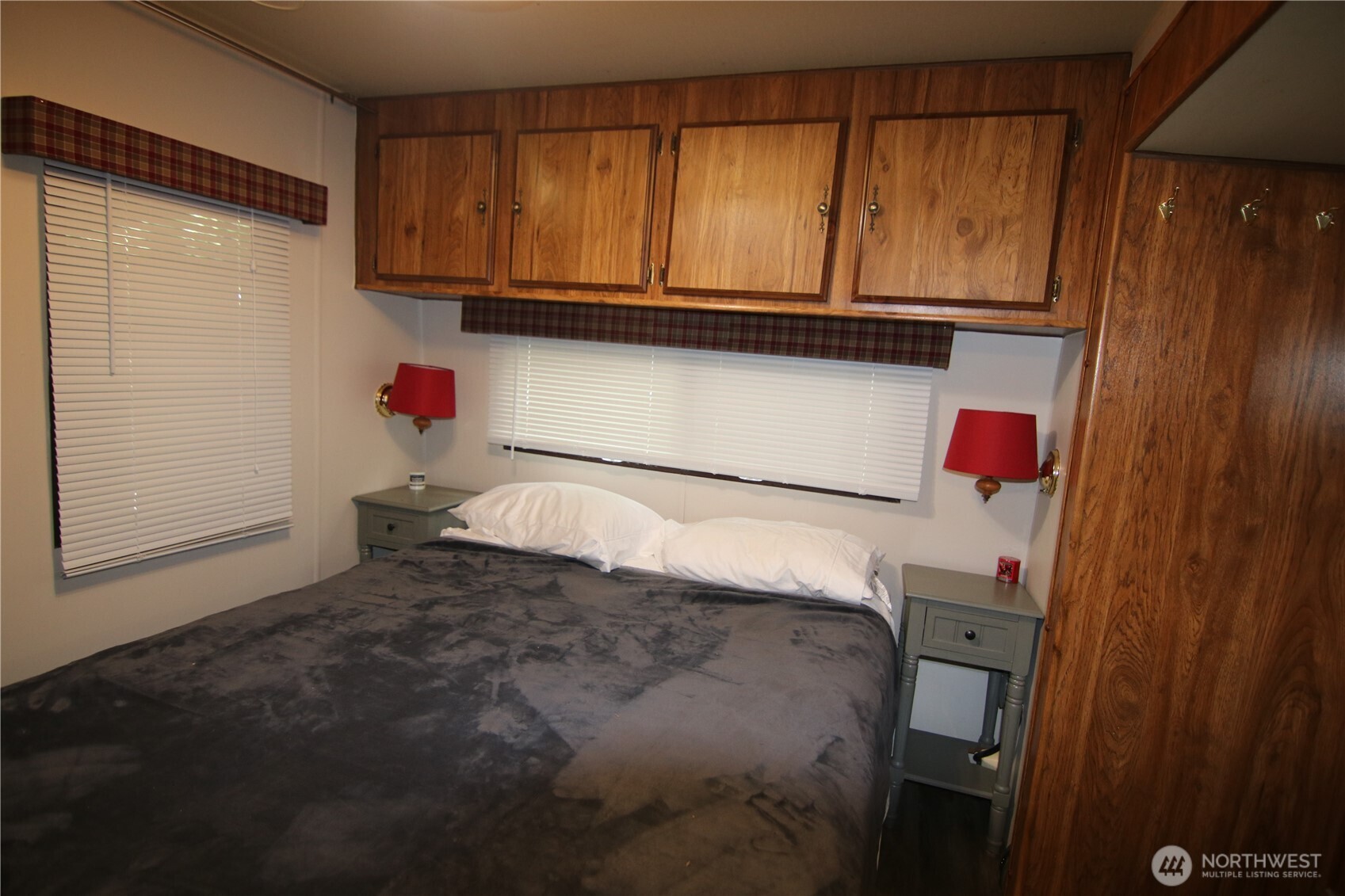 178 Christmas Tree Circle Maple Falls WA 98244