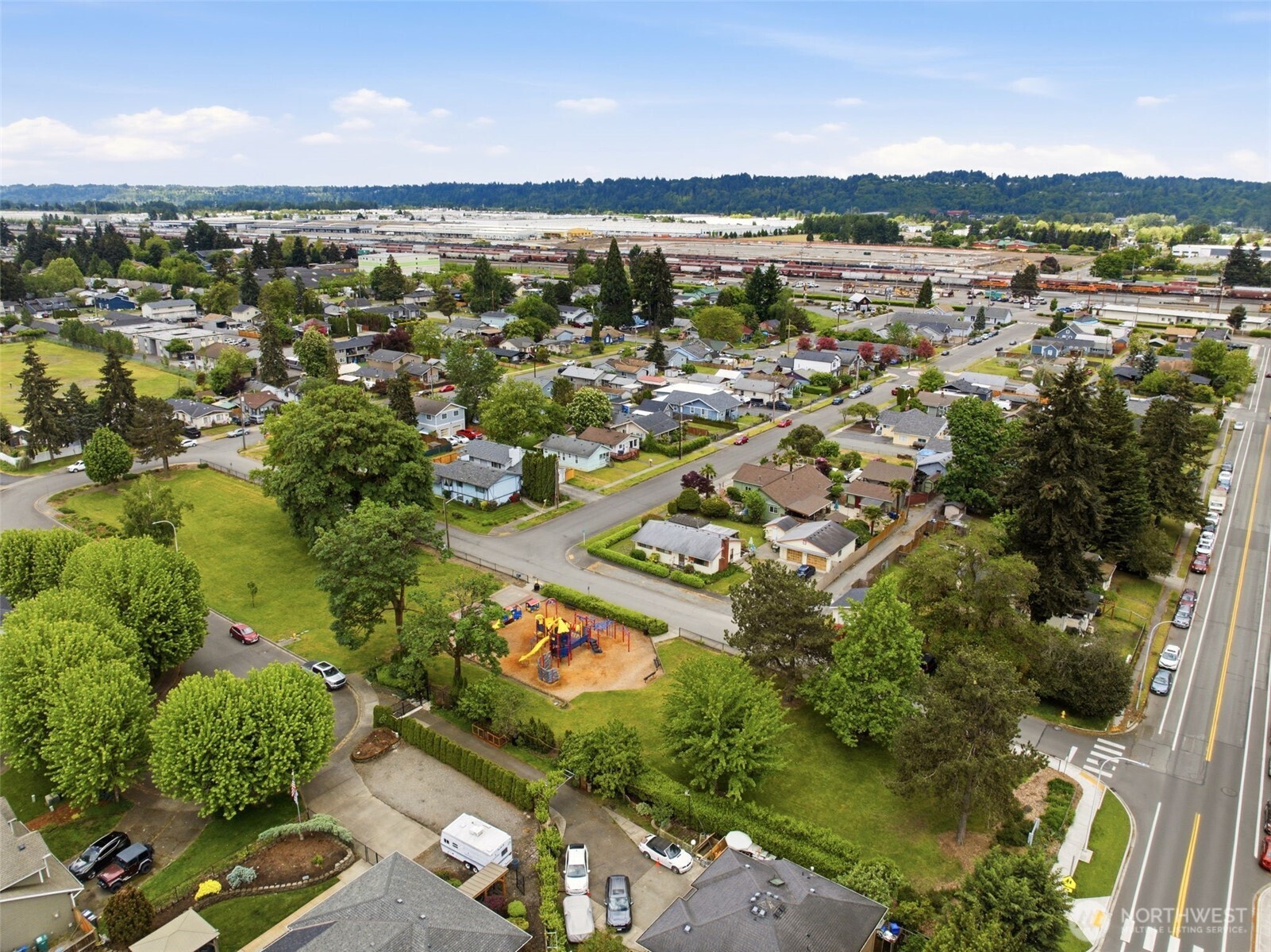 229 13th Street SE Auburn WA 98002