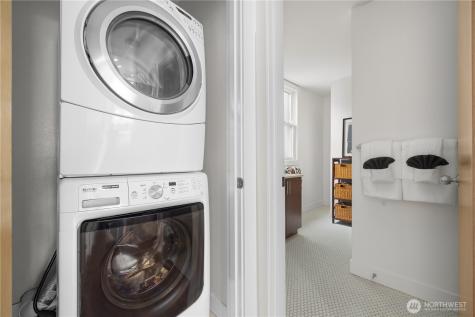 927 29th Avenue S Seattle WA 98144