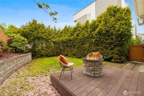 927 29th Avenue S Seattle WA 98144