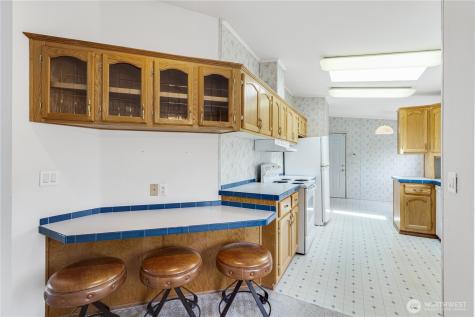 2611 S 288th Street Federal Way WA 98003