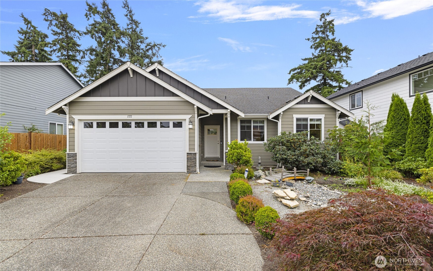 1777 Hillcrest Loop Mount Vernon WA 98274