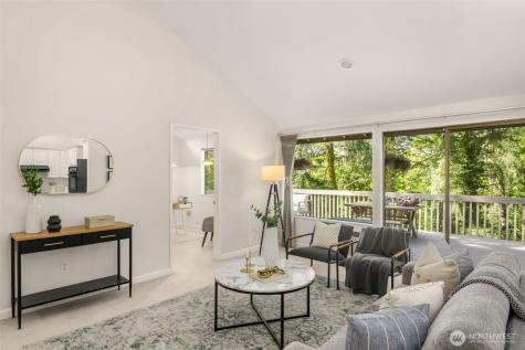 5221 Somerset Drive SE Bellevue WA 98006