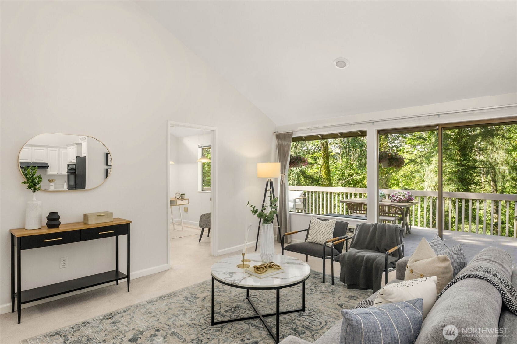 5221 Somerset Drive SE Bellevue WA 98006