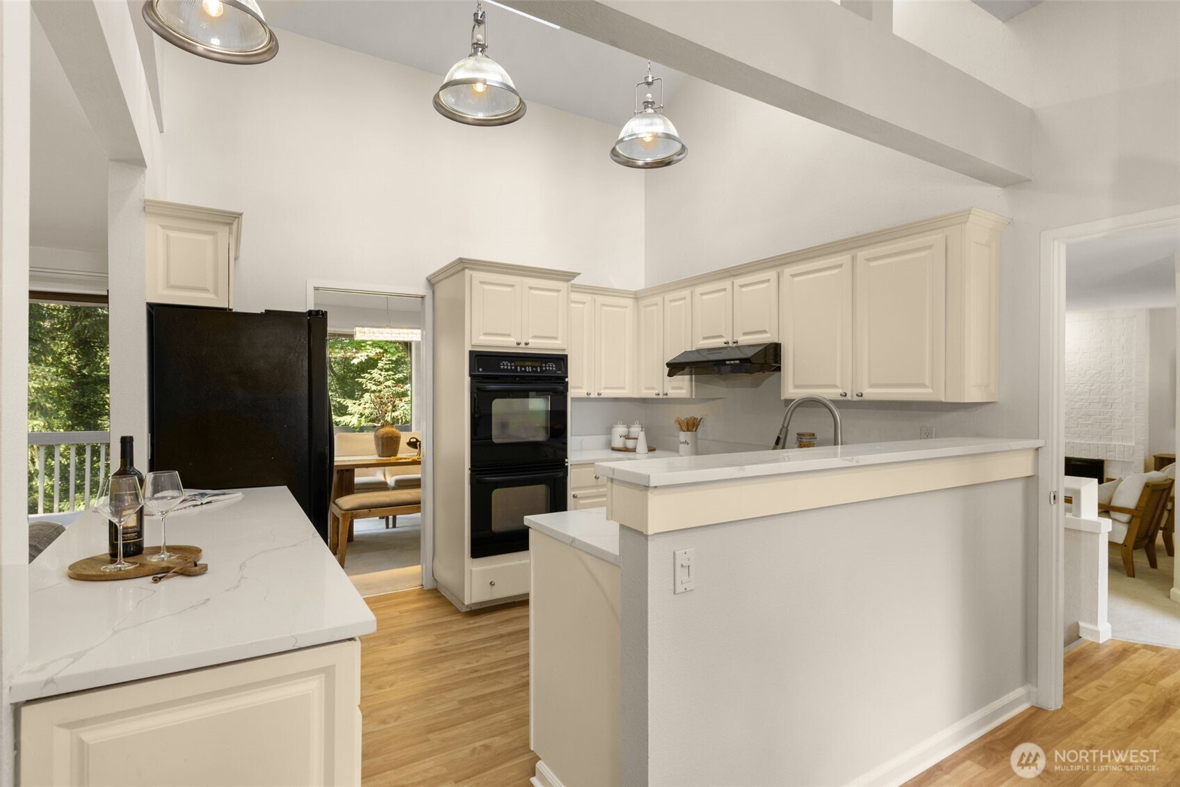 5221 Somerset Drive SE Bellevue WA 98006