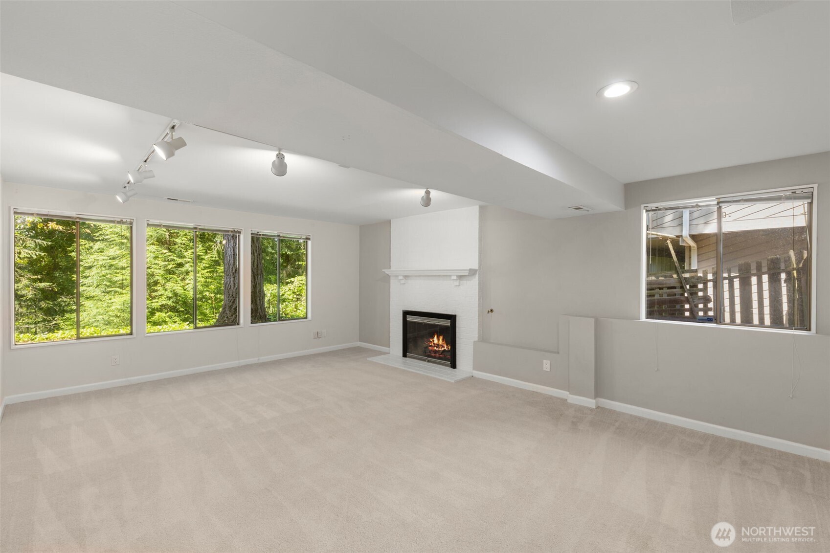 5221 Somerset Drive SE Bellevue WA 98006