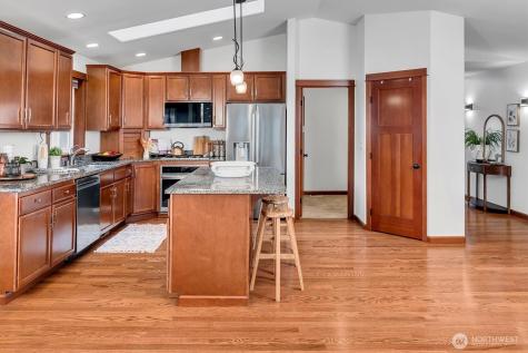 15611 42nd Drive SE Bothell WA 98012