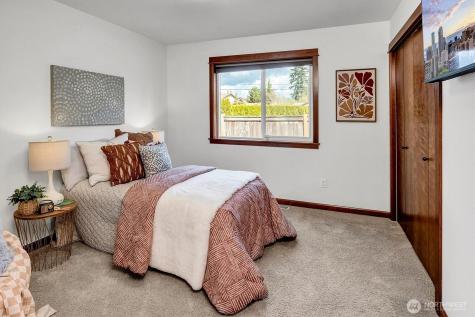 15611 42nd Drive SE Bothell WA 98012