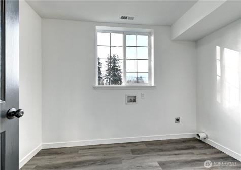 8823 18th Avenue E Tacoma WA 98445