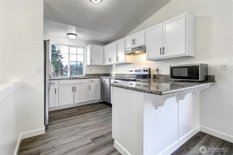 8823 18th Avenue E Tacoma WA 98445
