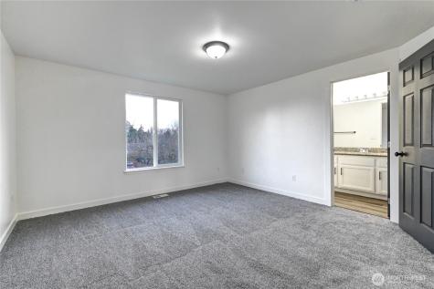 8823 18th Avenue E Tacoma WA 98445