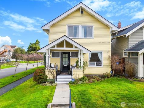 2201 Rockefeller Avenue Everett WA 98201