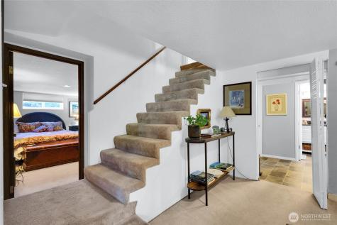 19041 21st Avenue NW Shoreline WA 98177