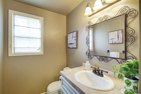 225 131st Avenue NE Bellevue WA 98005