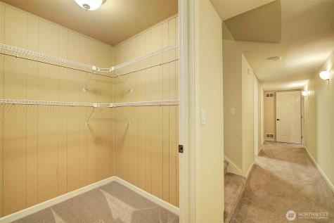225 131st Avenue NE Bellevue WA 98005