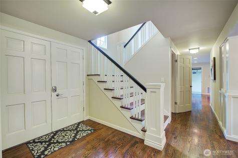 225 131st Avenue NE Bellevue WA 98005