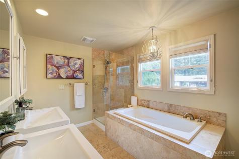 225 131st Avenue NE Bellevue WA 98005