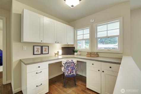 225 131st Avenue NE Bellevue WA 98005