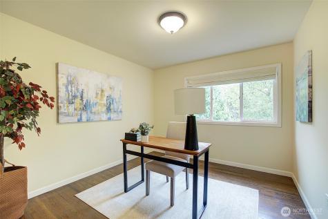 225 131st Avenue NE Bellevue WA 98005