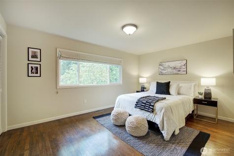 225 131st Avenue NE Bellevue WA 98005