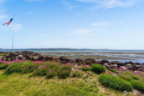 3253 Kindered Avenue Tokeland WA 98590
