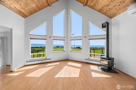 3253 Kindered Avenue Tokeland WA 98590