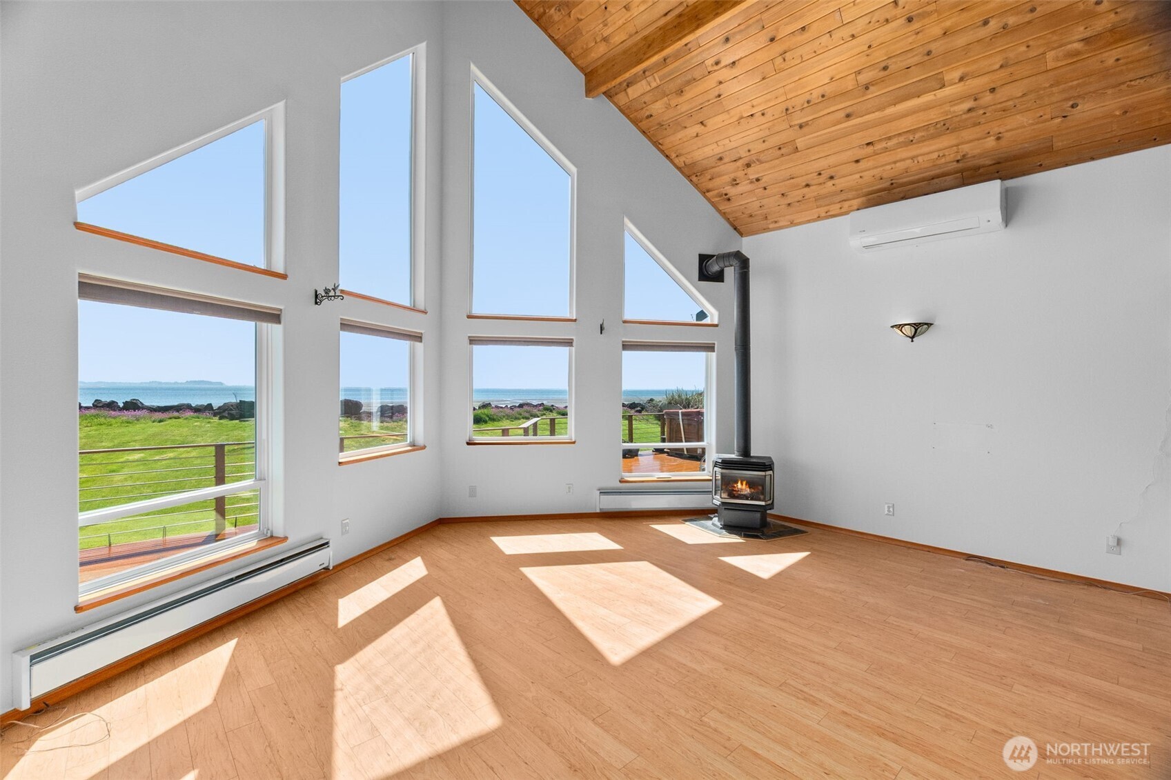 3253 Kindered Avenue Tokeland WA 98590