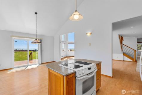 3253 Kindered Avenue Tokeland WA 98590