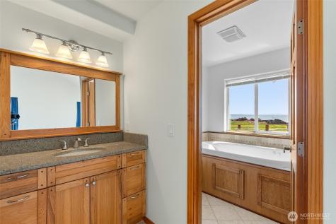 3253 Kindered Avenue Tokeland WA 98590