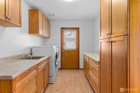3253 Kindered Avenue Tokeland WA 98590