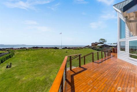 3253 Kindered Avenue Tokeland WA 98590