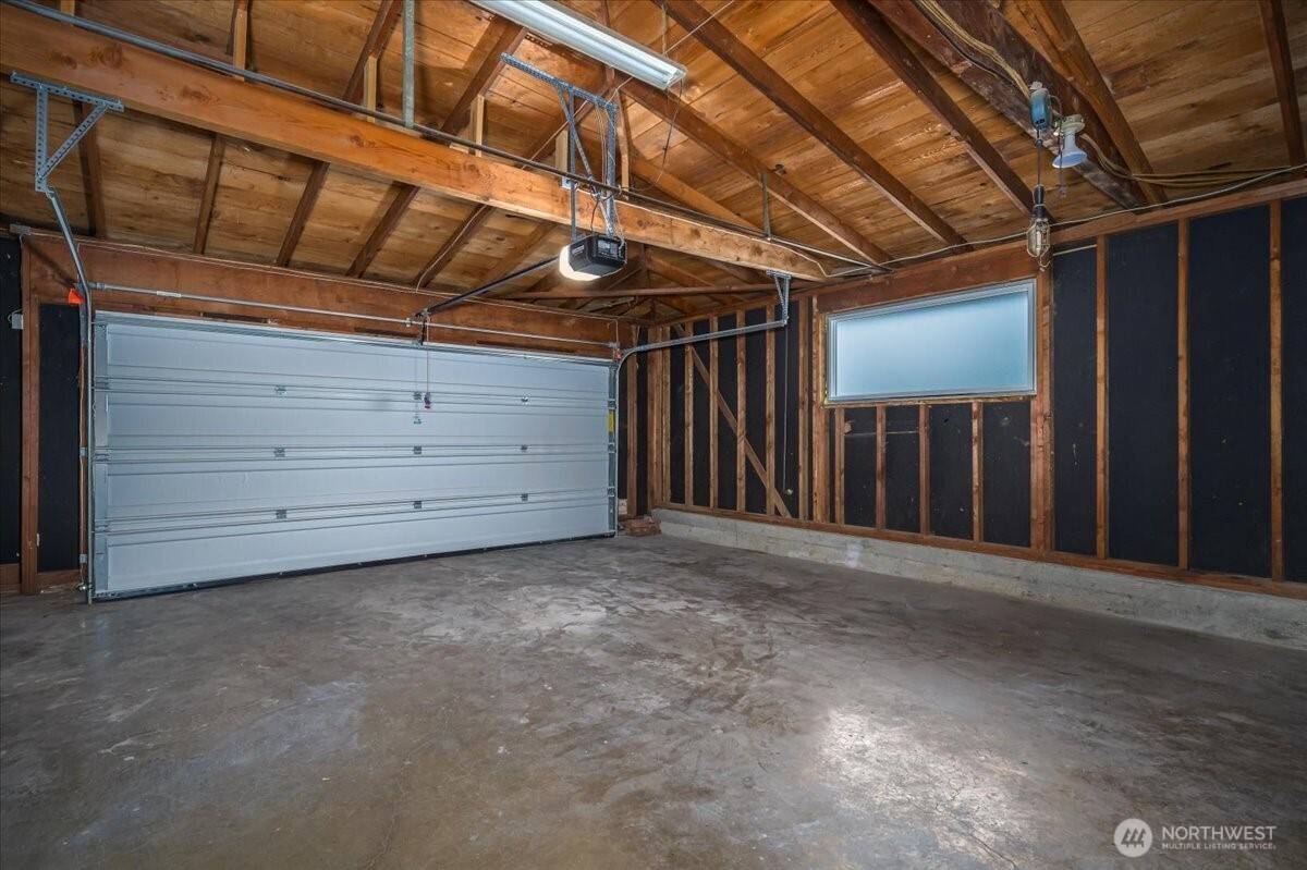 21228 102nd Avenue SE Kent WA 98031