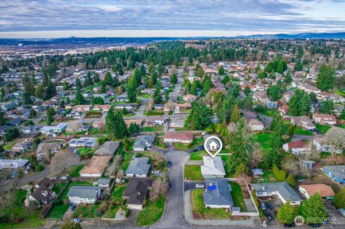 21228 102nd Avenue SE Kent WA 98031