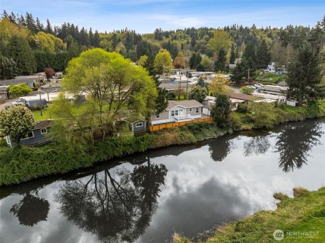 11510 E Riverside Drive Bothell WA 98011