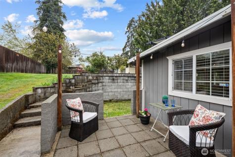 4909 234th Street SW Mountlake Terrace WA 98043