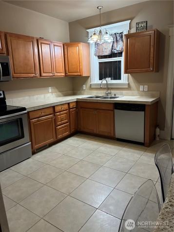 916 23rd Avenue S Seattle WA 98144