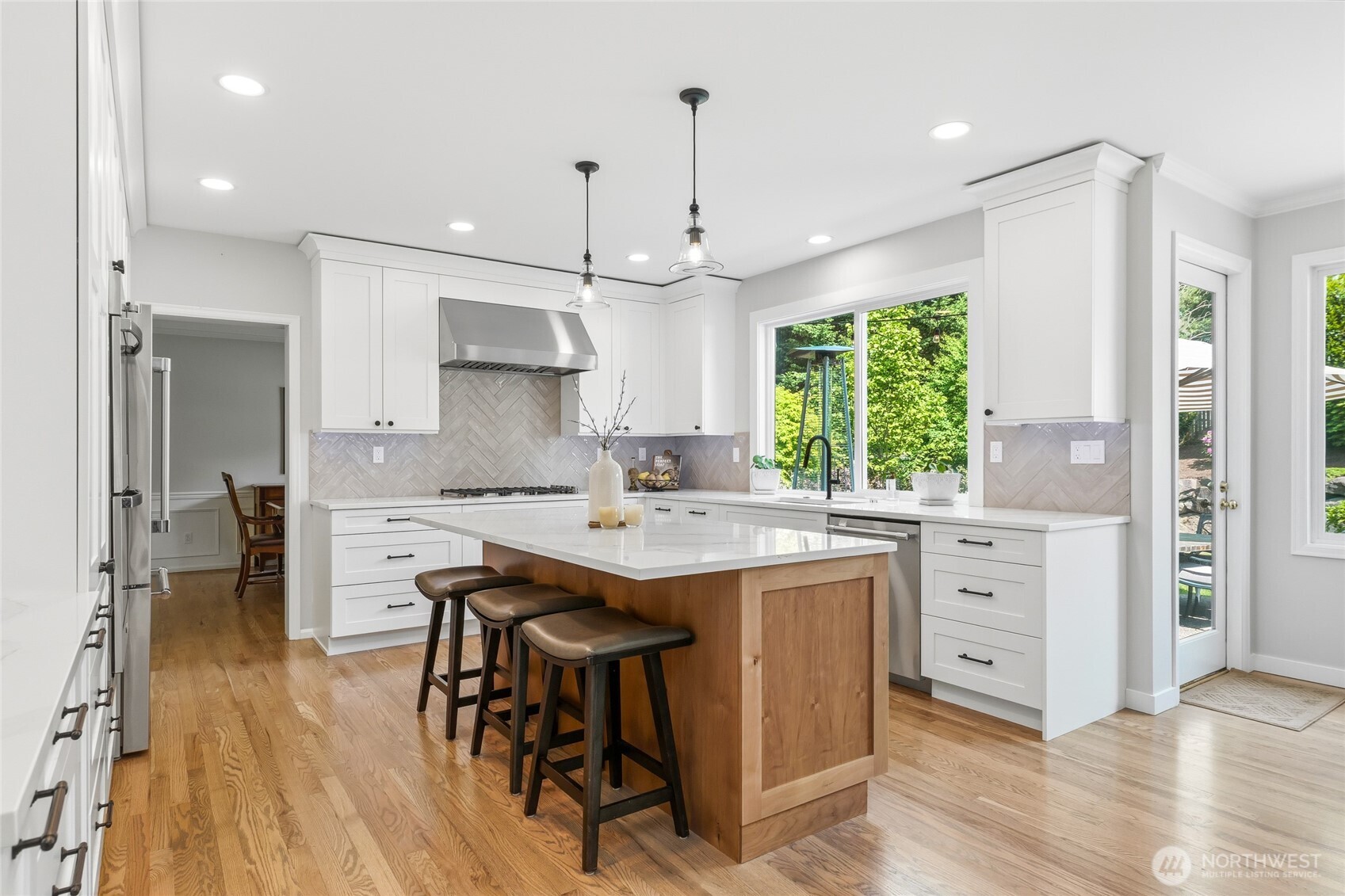 1220 268th Way SE Sammamish WA 98075