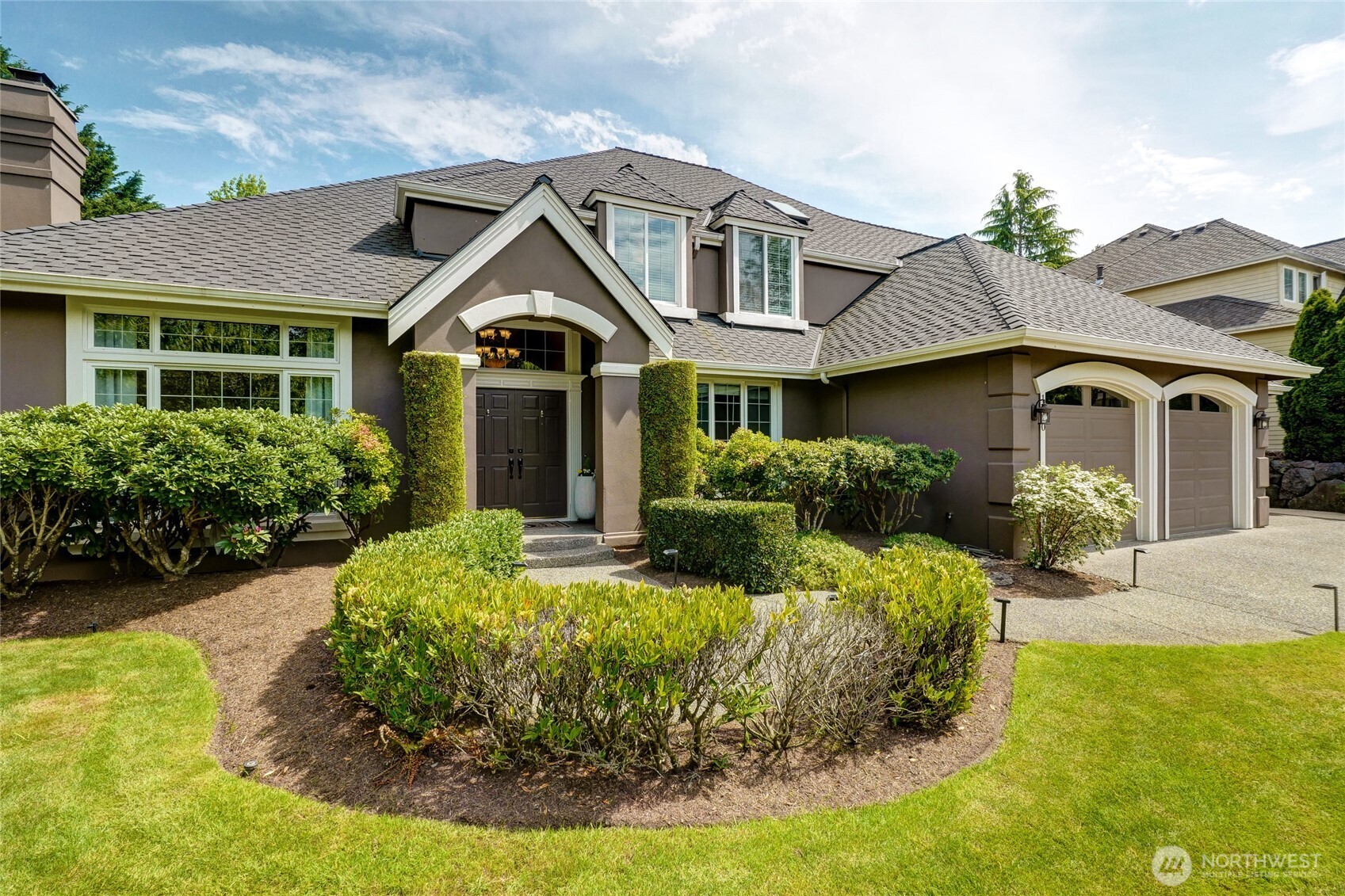 1220 268th Way SE Sammamish WA 98075