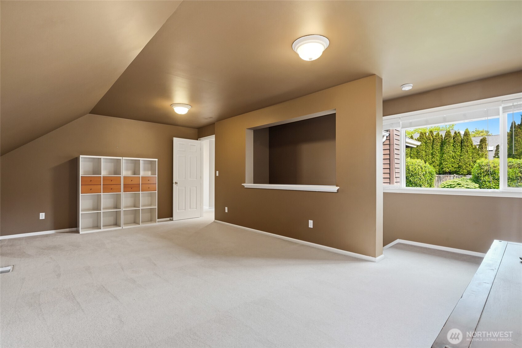 1220 268th Way SE Sammamish WA 98075