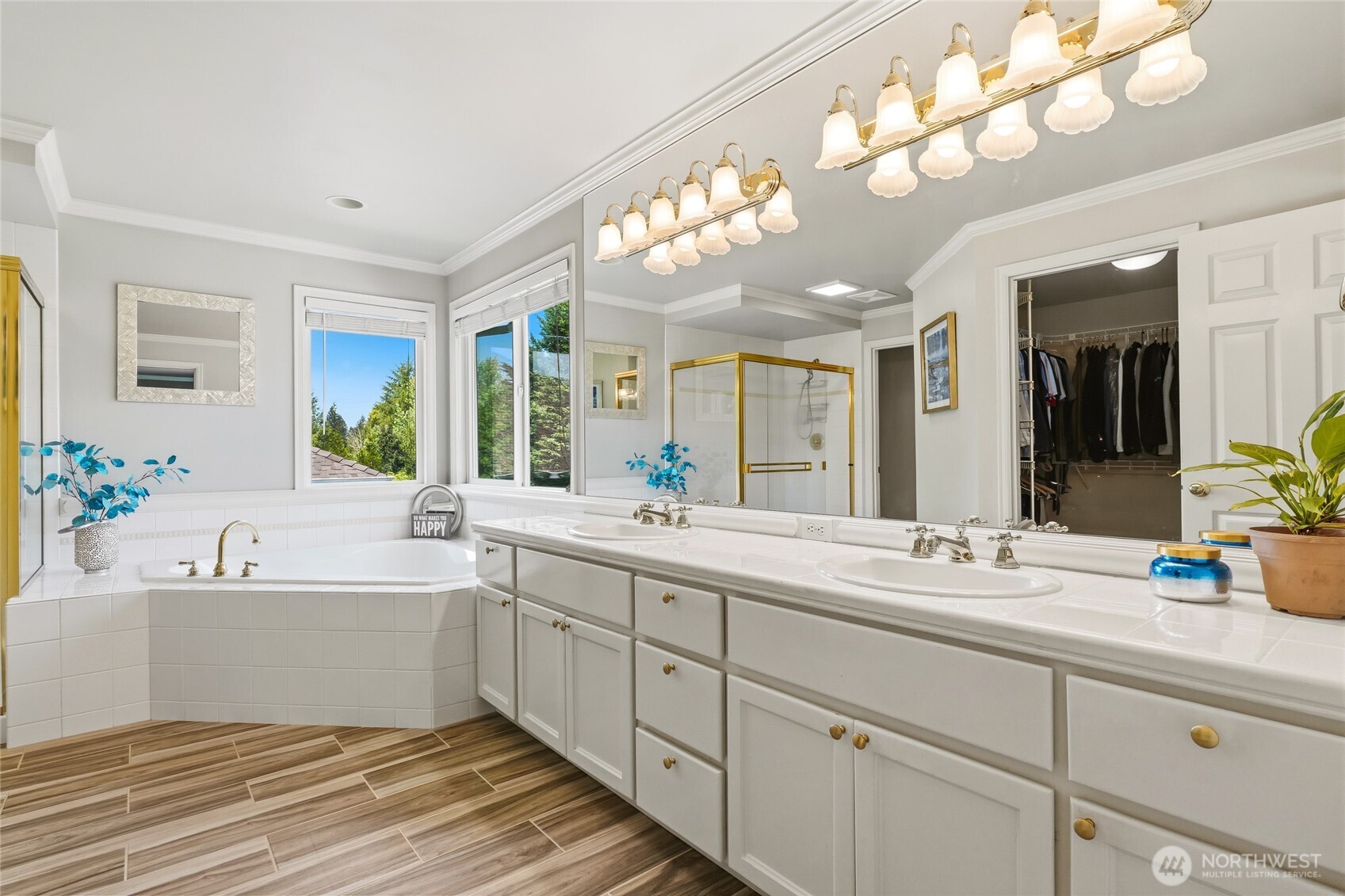 1220 268th Way SE Sammamish WA 98075