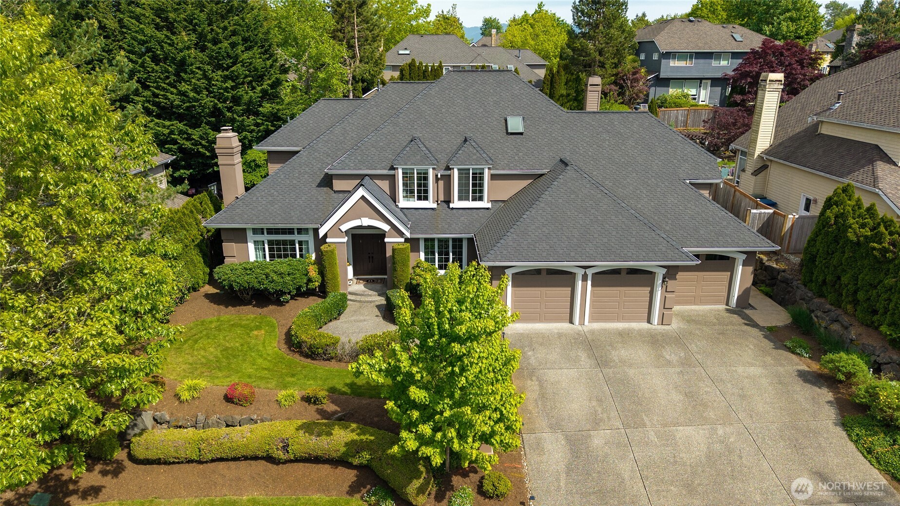 1220 268th Way SE Sammamish WA 98075