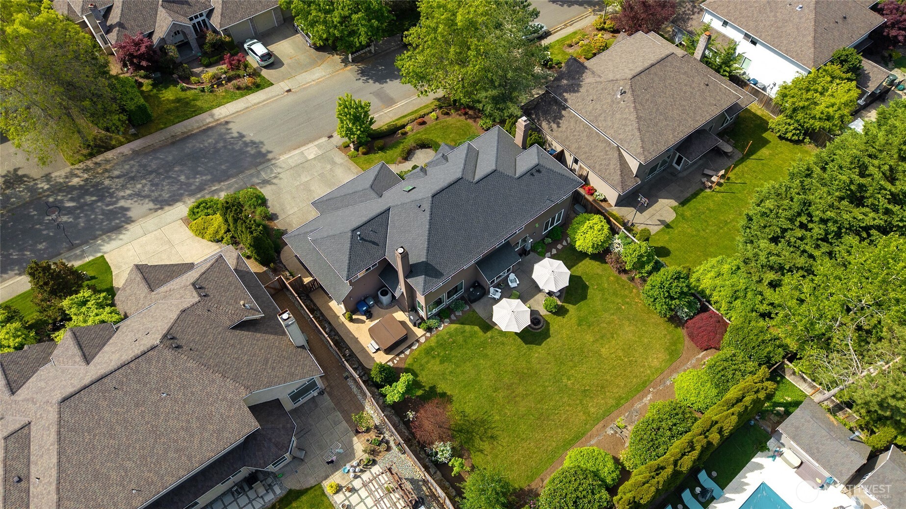 1220 268th Way SE Sammamish WA 98075